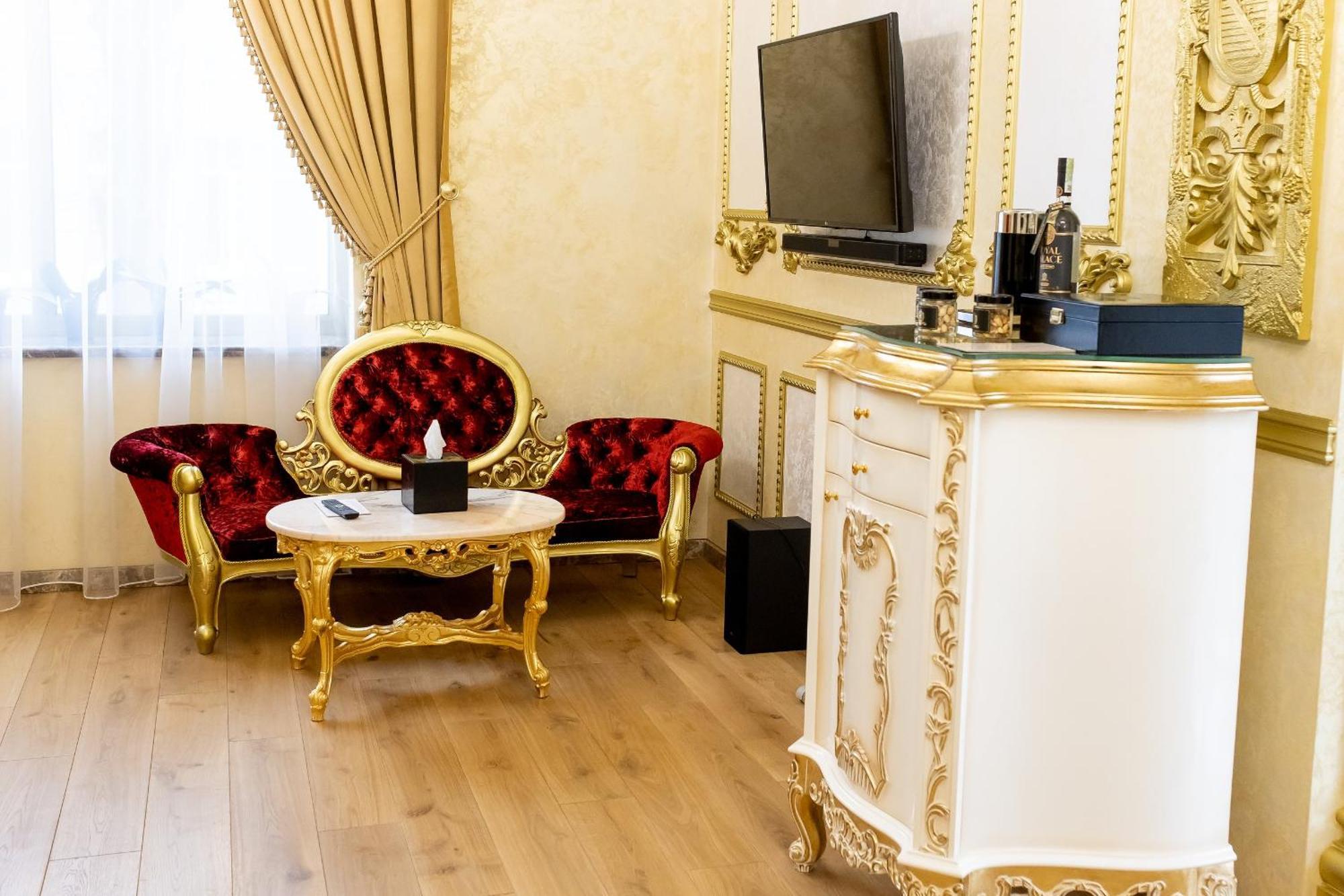 Royal Palace Luxury Hotel And Spa Khmelʼnytsʼkyy Rum bild