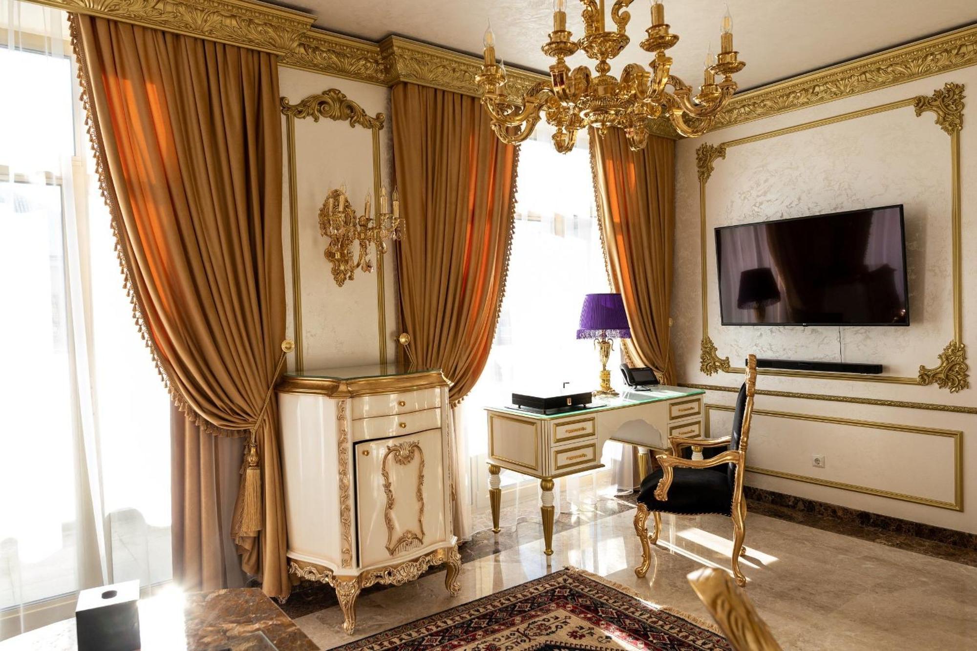 Royal Palace Luxury Hotel And Spa Khmelʼnytsʼkyy Rum bild
