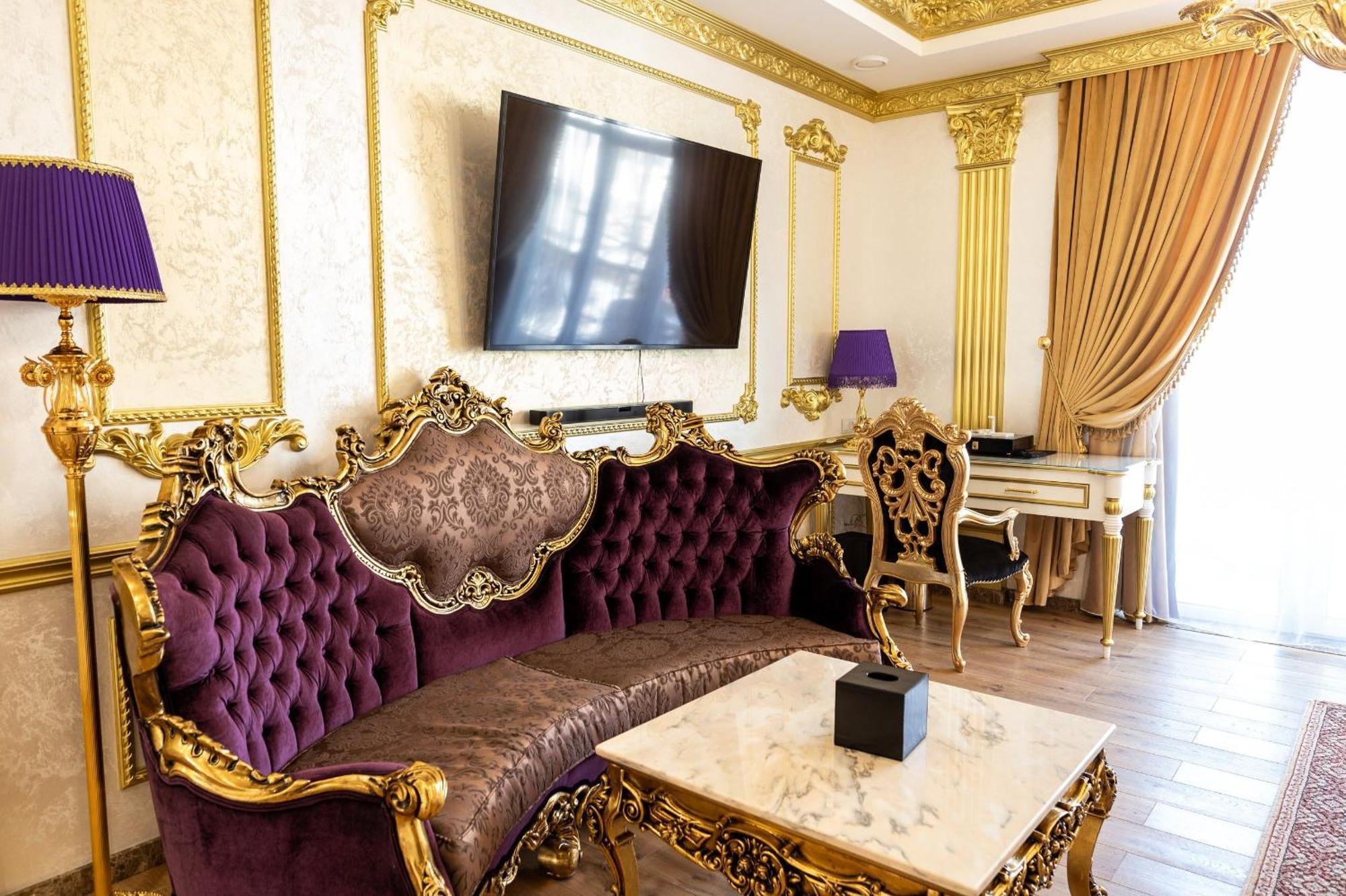 Royal Palace Luxury Hotel And Spa Khmelʼnytsʼkyy Rum bild