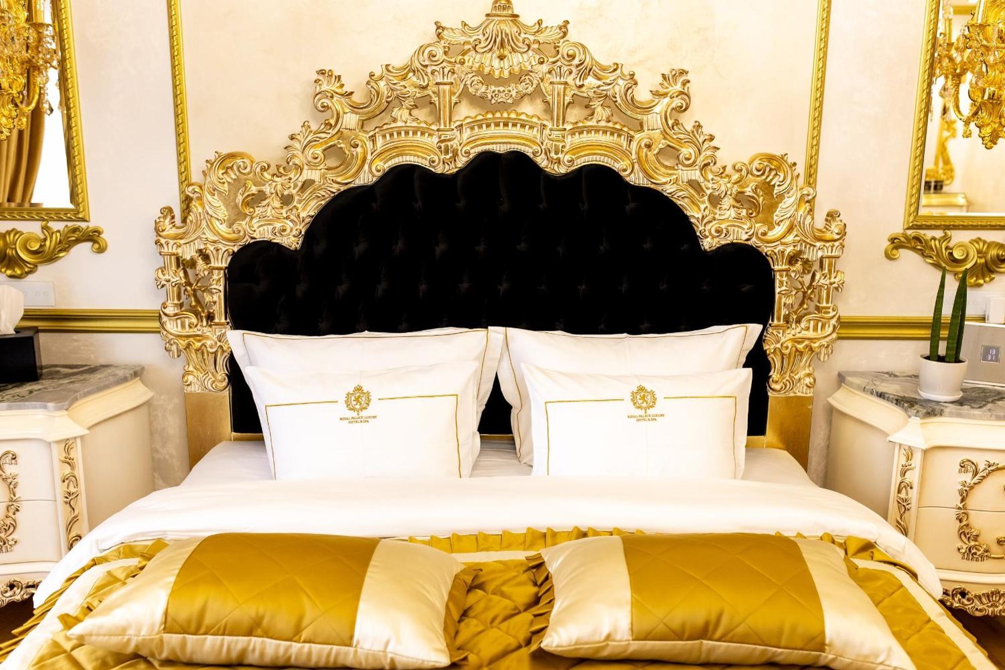 Royal Palace Luxury Hotel And Spa Khmelʼnytsʼkyy Rum bild