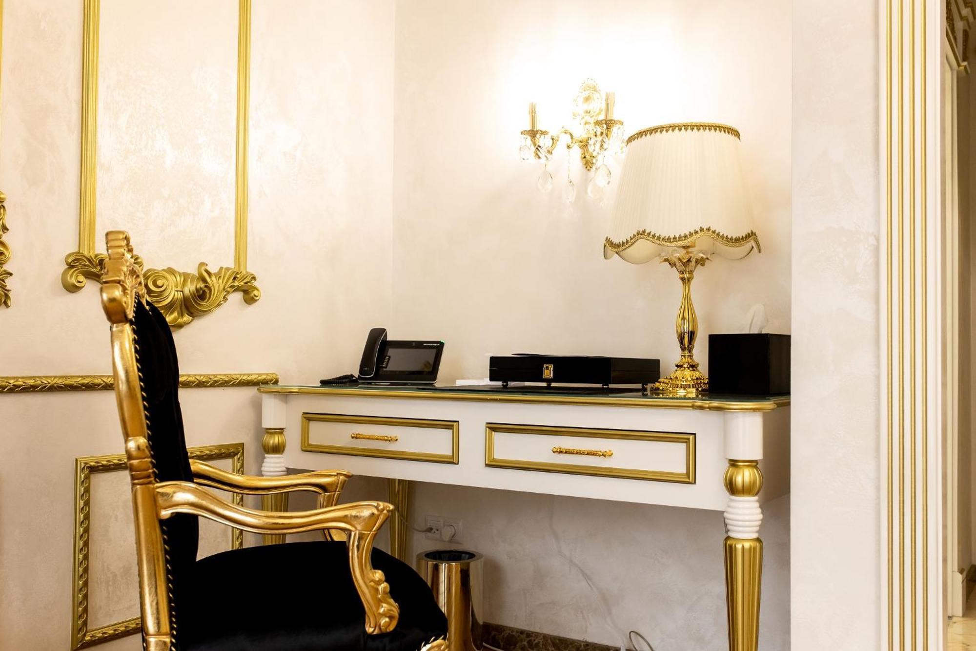 Royal Palace Luxury Hotel And Spa Khmelʼnytsʼkyy Rum bild