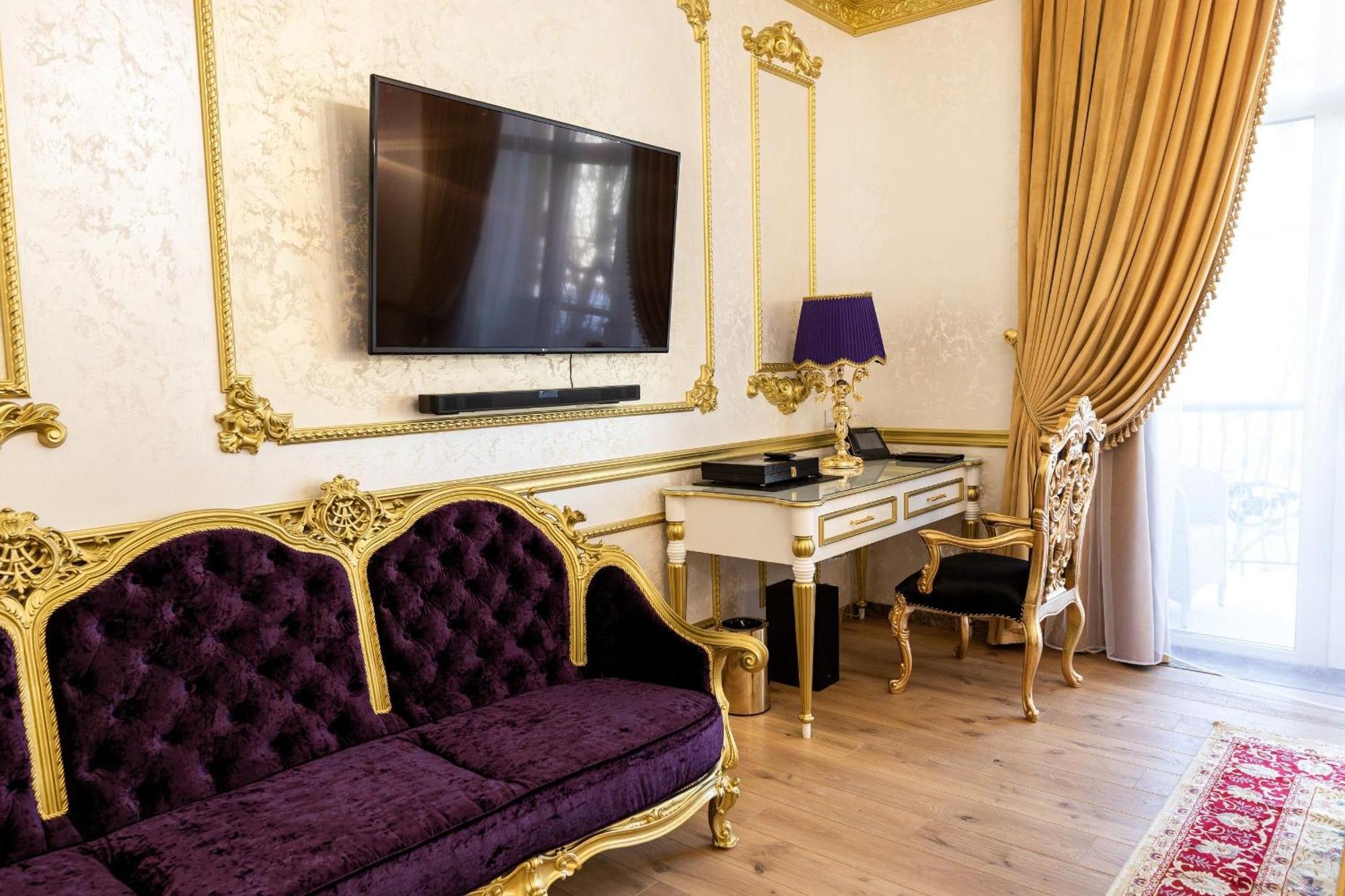 Royal Palace Luxury Hotel And Spa Khmelʼnytsʼkyy Rum bild